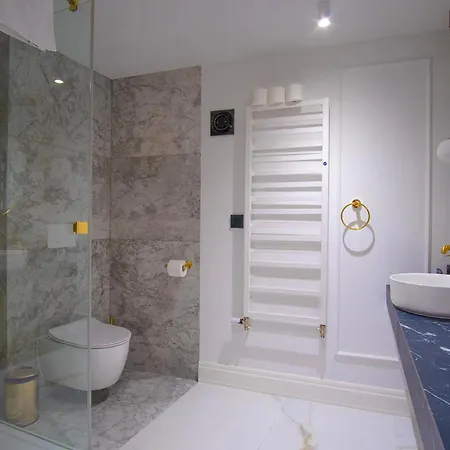 Motlawa - Old Town & River Viev, Fast Wifi Apartment